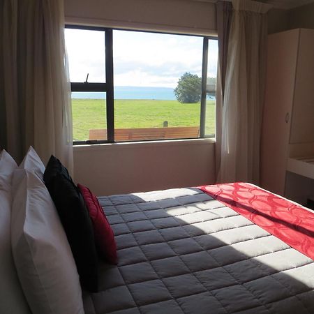 Harbour View Motel On Ahuriri Beach In Napier Nz With Sea View Suites Quarto foto