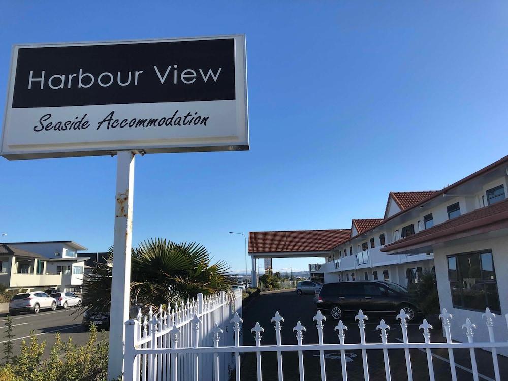 Harbour View Motel On Ahuriri Beach In Napier Nz With Sea View Suites Exterior foto