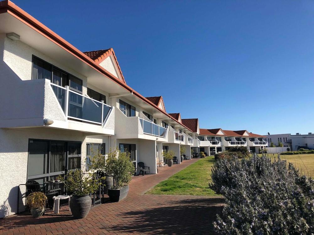 Harbour View Motel On Ahuriri Beach In Napier Nz With Sea View Suites Exterior foto